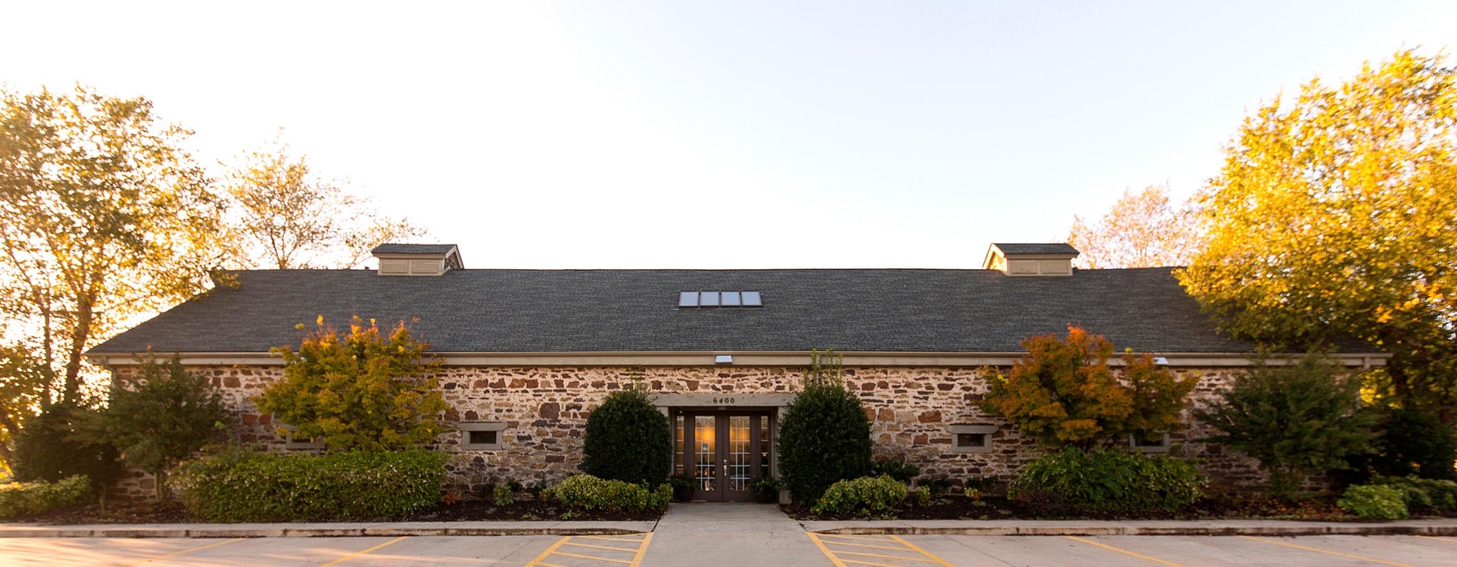 Contact Mahg Architecture